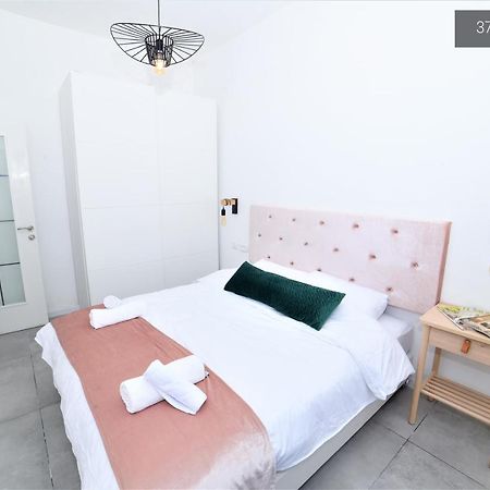 Yalarent La Mera- Suits Hotel With Sea Of Galilee Views Tiberiade Esterno foto